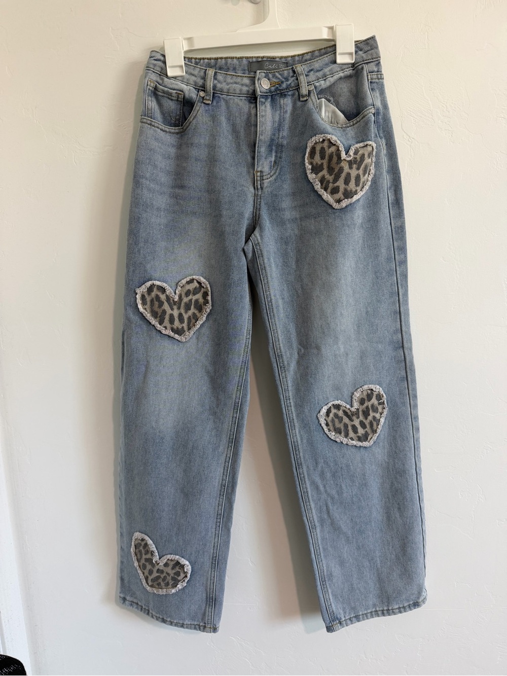 Cali 1850 Leopard Heart Patch Light Wash Jeans Size 7/28 Y2K